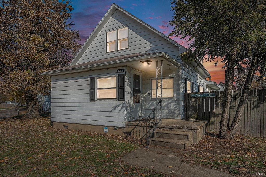 Photo of 2420 Monger Avenue, Elkhart, IN 46517 (MLS # 202546260)