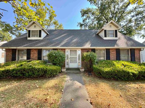 303 W Wolfe Street, Sullivan, IN 47882 - #: 202435185