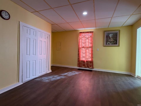 Tiny photo for 1025 N Third Avenue, Evansville, IN 47710 (MLS # 202643834)