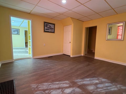 Tiny photo for 1025 N Third Avenue, Evansville, IN 47710 (MLS # 202643834)
