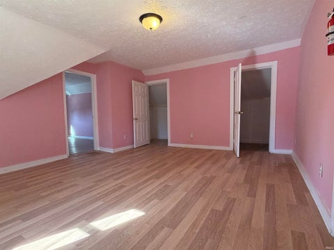 Tiny photo for 1025 N Third Avenue, Evansville, IN 47710 (MLS # 202643834)