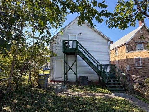 Tiny photo for 1025 N Third Avenue, Evansville, IN 47710 (MLS # 202643834)
