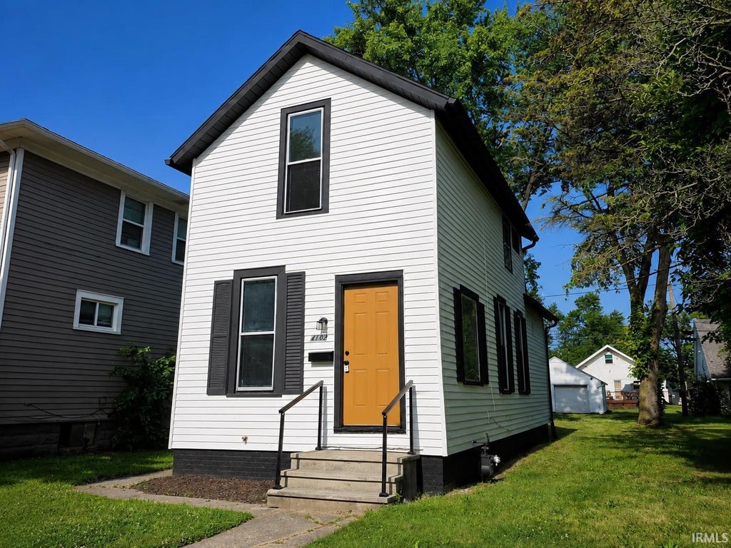 Photo of 4102 Warsaw Street, Fort Wayne, IN 46806 (MLS # 202626070)