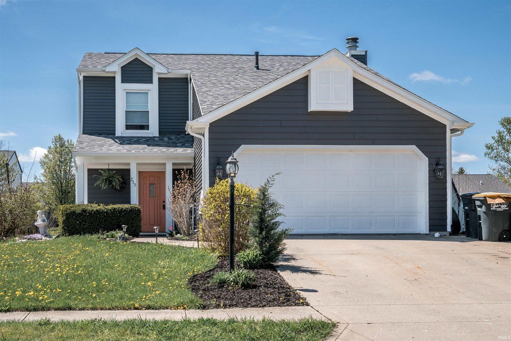 Photo of 213 Granada Drive, Kendallville, IN 46755 (MLS # 202614091)