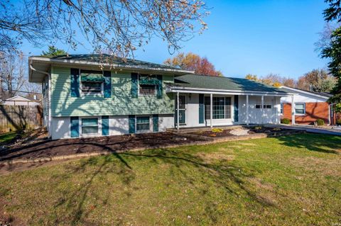 Photo of 301 S Pasture Lane, Muncie, IN 47304 (MLS # 202546384)