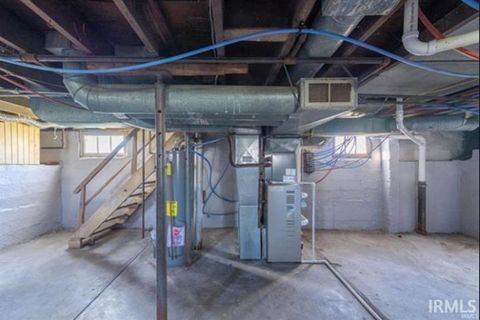 Tiny photo for 2101 Monon Avenue, Lafayette, IN 47904 (MLS # 202541078)