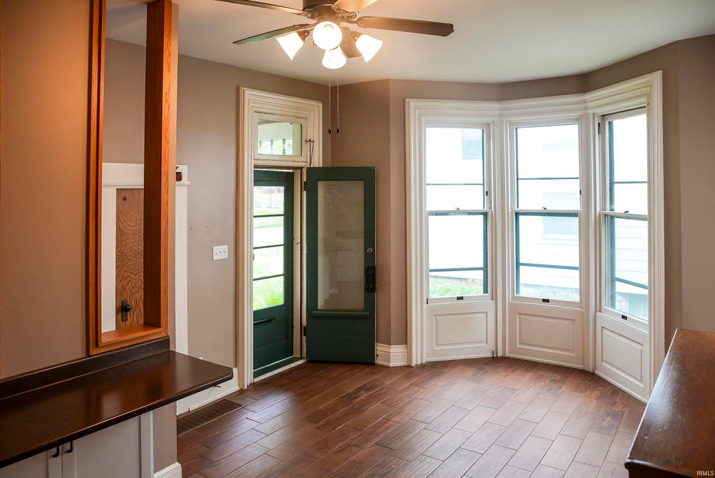 Photo of 1115 W Wayne Street, Fort Wayne, IN 46802 (MLS # 202621891)