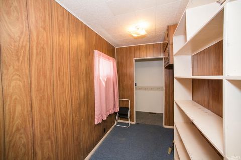 Tiny photo for 308 W Jackson Street, Edwardsport, IN 47528 (MLS # 202618442)