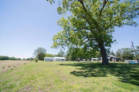 Tiny photo for 308 W Jackson Street, Edwardsport, IN 47528 (MLS # 202618442)