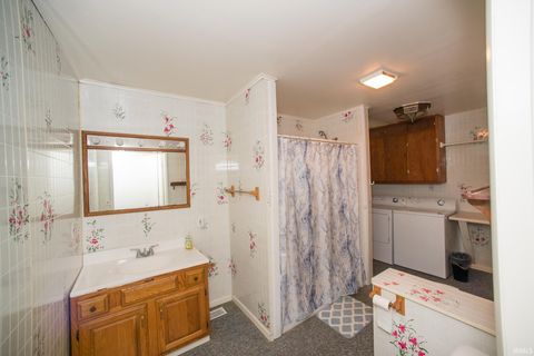 Tiny photo for 308 W Jackson Street, Edwardsport, IN 47528 (MLS # 202618442)