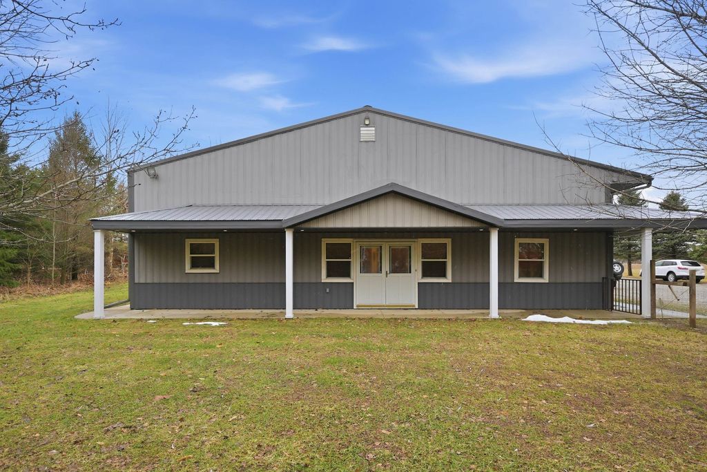 Photo of 7027 N N 300 W, Fremont, IN 46737 (MLS # 202605837)