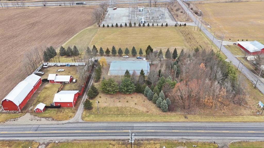 Photo of 7027 N N 300 W, Fremont, IN 46737 (MLS # 202605837)