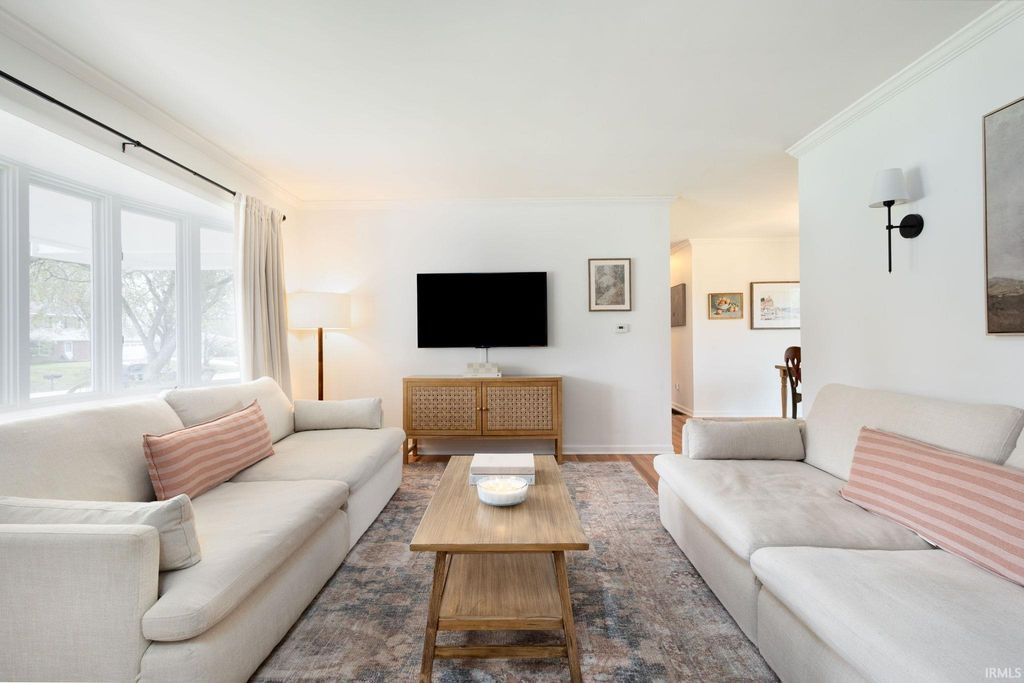 Photo of 53145 Oakton Drive, South Bend, IN 46637 (MLS # 202613789)