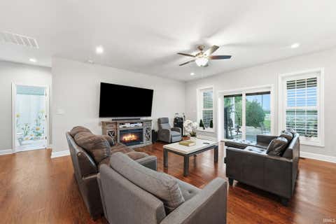 Tiny photo for 125 MONTICELLO Court, Kokomo, IN 46902 (MLS # 202632879)