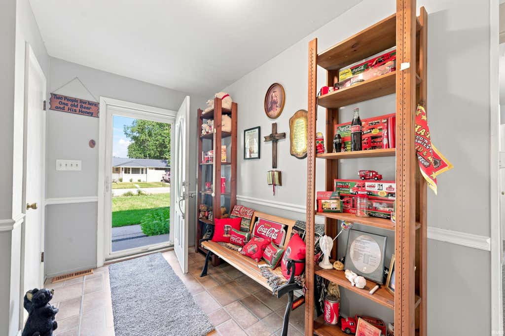 Photo of 4212 N Manchester Road, Muncie, IN 47304 (MLS # 202634740)