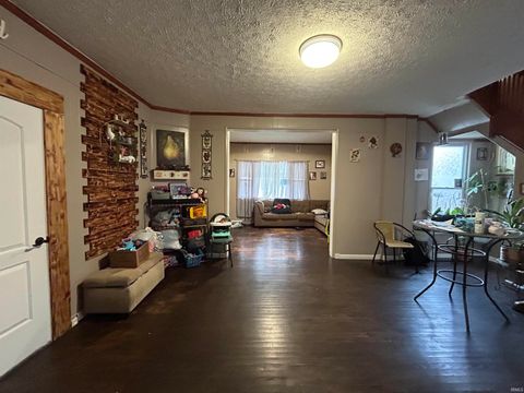 Tiny photo for 20 Wheatland Avenue, Logansport, IN 46947 (MLS # 202543058)