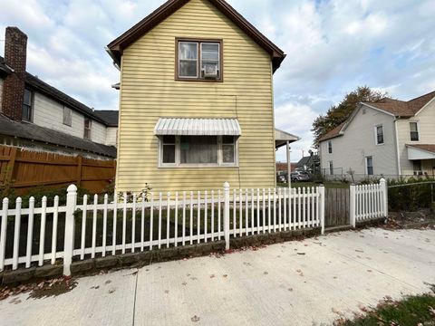 Photo of 20 Wheatland Avenue, Logansport, IN 46947 (MLS # 202543058)