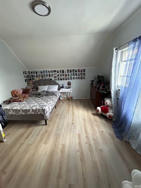 Tiny photo for 20 Wheatland Avenue, Logansport, IN 46947 (MLS # 202543058)
