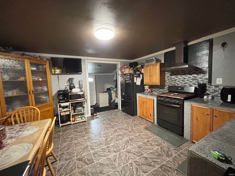 Tiny photo for 20 Wheatland Avenue, Logansport, IN 46947 (MLS # 202543058)
