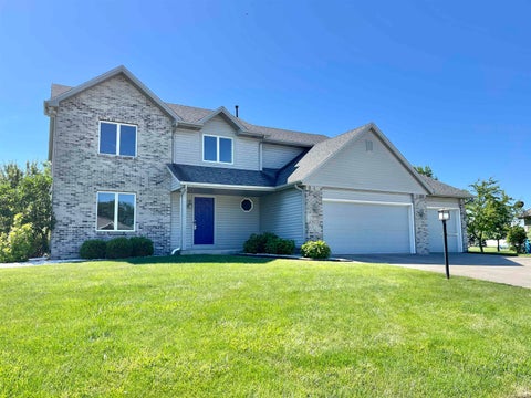 Tiny photo for 9175 Brant Point, New Haven, IN 46774 (MLS # 202622878)
