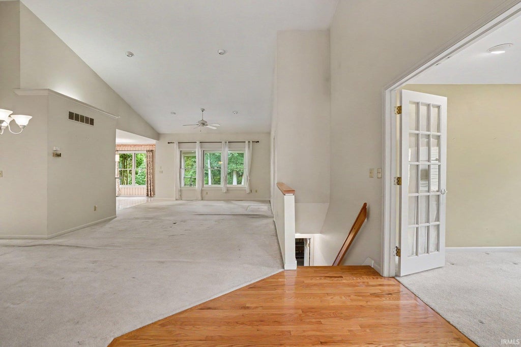 Photo of 1551 Stone Court, Elkhart, IN 46514 (MLS # 202629991)