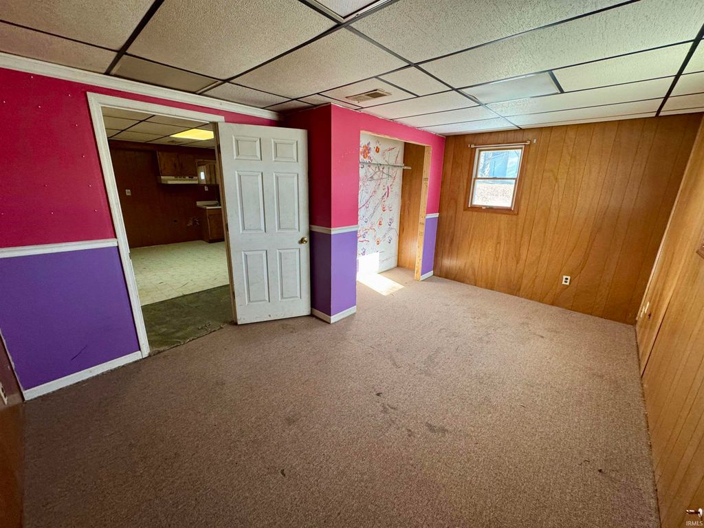 Photo of 300 N 9th Street, Petersburg, IN 47567 (MLS # 202549125)