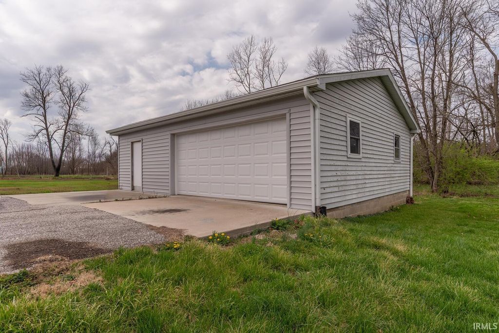 Photo of 4858 S Rogers Street, Bloomington, IN 47403 (MLS # 202611992)