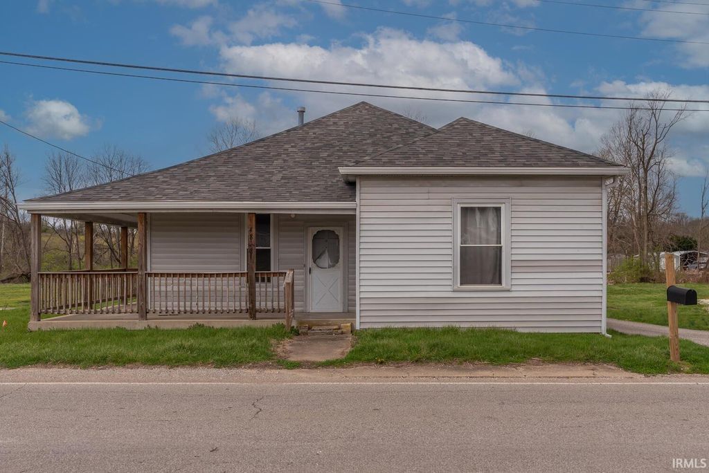 Photo of 4858 S Rogers Street, Bloomington, IN 47403 (MLS # 202611992)