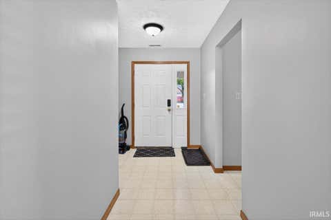 Tiny photo for 5117 Stable Drive, Lafayette, IN 47905 (MLS # 202630998)