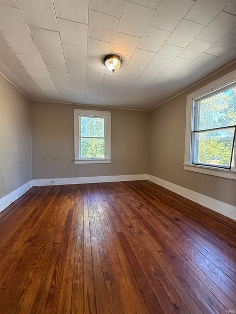 Tiny photo for 520 S Wabash Avenue, Kokomo, IN 46901 (MLS # 202542504)
