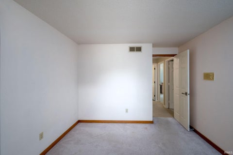 Tiny photo for 5629 Burnham Woods Lane, Fort Wayne, IN 46804 (MLS # 202627409)