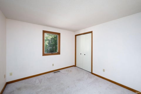 Tiny photo for 5629 Burnham Woods Lane, Fort Wayne, IN 46804 (MLS # 202627409)