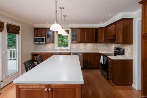 Tiny photo for 5629 Burnham Woods Lane, Fort Wayne, IN 46804 (MLS # 202627409)