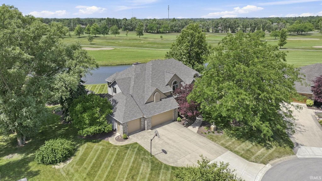 Photo of 2523 Green Ash Court, Fort Wayne, IN 46845 (MLS # 202626342)
