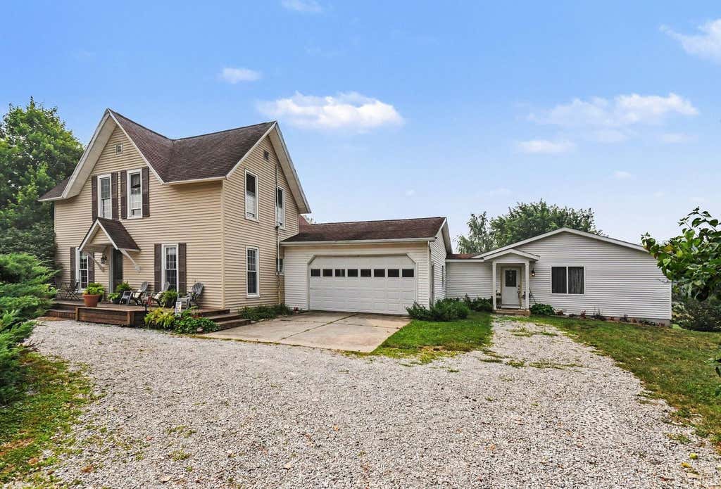 Photo of 18440 County Road 42, Goshen, IN 46526 (MLS # 202629351)