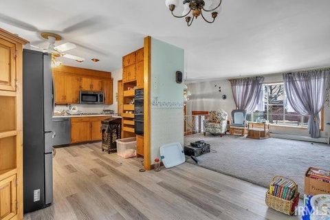 Tiny photo for 900 W Wabash Avenue, Logansport, IN 46947 (MLS # 202549888)