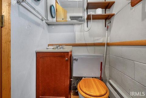 Tiny photo for 900 W Wabash Avenue, Logansport, IN 46947 (MLS # 202549888)