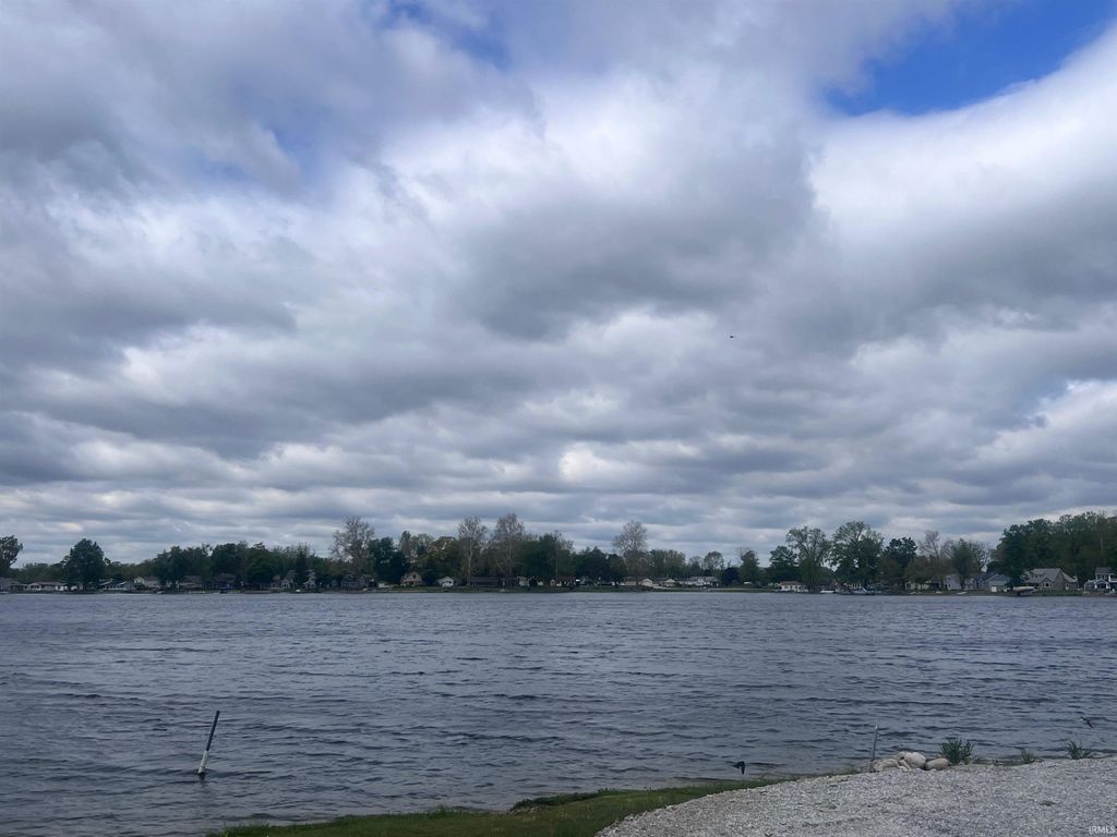 Photo of Lots 2-5 W Wolfs Retreat Lane, Columbia City, IN 46725 (MLS # 202619786)