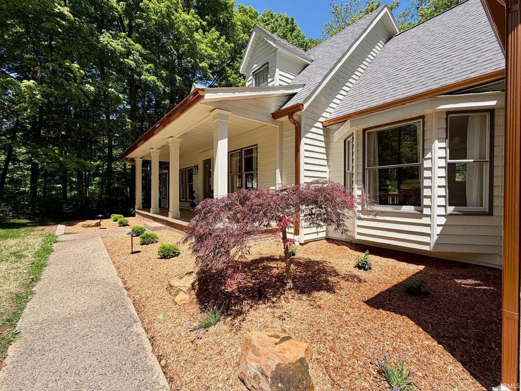 Photo of 128 The Woods, Bedford, IN 47421 (MLS # 202613506)