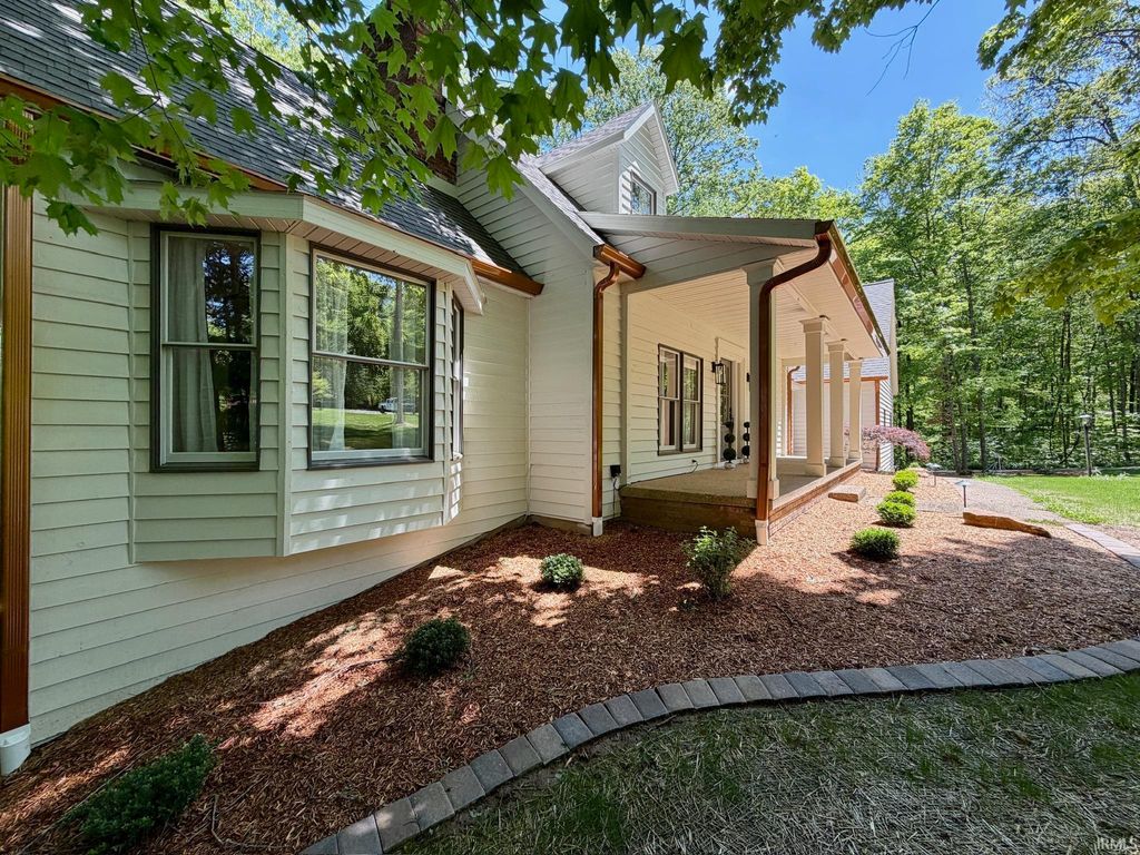 Photo of 128 The Woods, Bedford, IN 47421 (MLS # 202613506)
