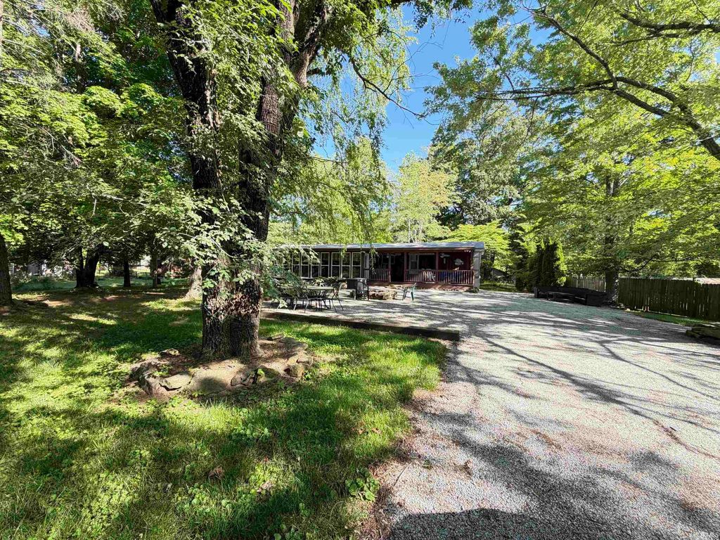Photo of 12733 Yellowbanks Lot 83N Trail, Dale, IN 47523 (MLS # 202617676)