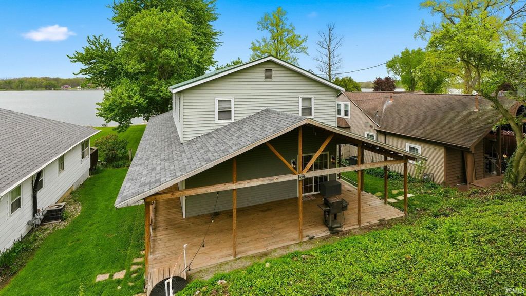 Photo of 6685 E Harrold Road, Churubusco, IN 46723 (MLS # 202616122)