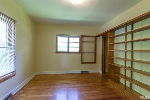 Tiny photo for 420 S Highland Avenue, Bloomington, IN 47401 (MLS # 202605076)