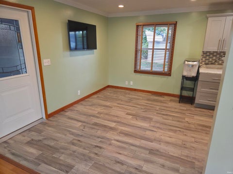 Tiny photo for 1014 Jeffery Avenue, Monticello, IN 47960 (MLS # 202644575)