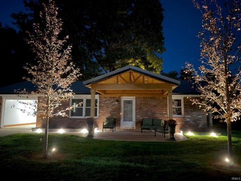 Tiny photo for 1014 Jeffery Avenue, Monticello, IN 47960 (MLS # 202644575)