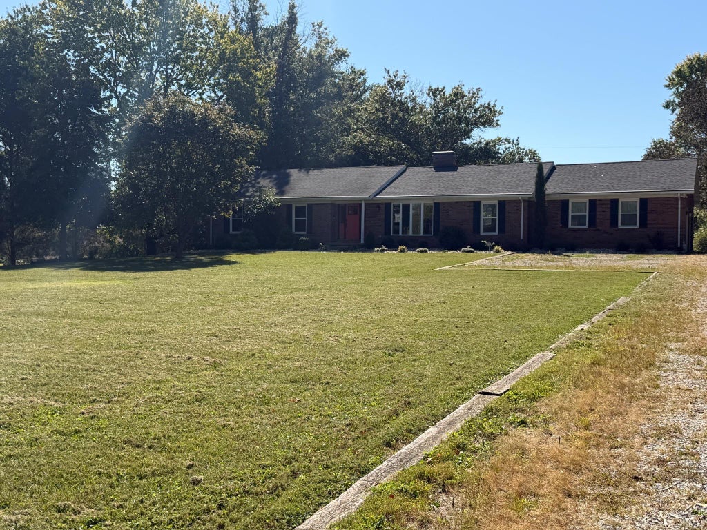 Photo of 3937 Bergdolt Road, Evansville, IN 47711 (MLS # 202641857)