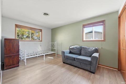Tiny photo for 1303 Hiawatha Place, Auburn, IN 46706 (MLS # 202643758)