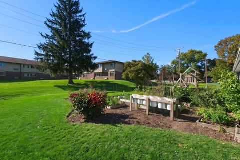 Tiny photo for 1303 Hiawatha Place, Auburn, IN 46706 (MLS # 202643758)