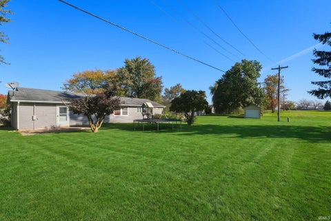 Tiny photo for 1303 Hiawatha Place, Auburn, IN 46706 (MLS # 202643758)