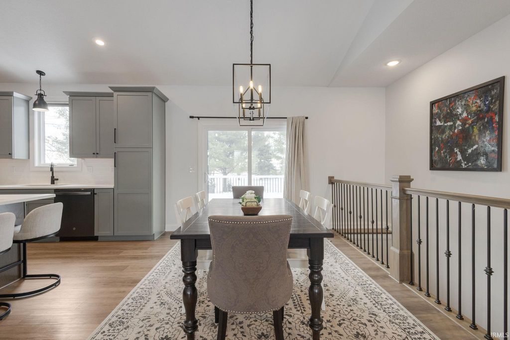 Photo of 4604 N Pier Court #79, South Bend, IN 46628 (MLS # 202604536)